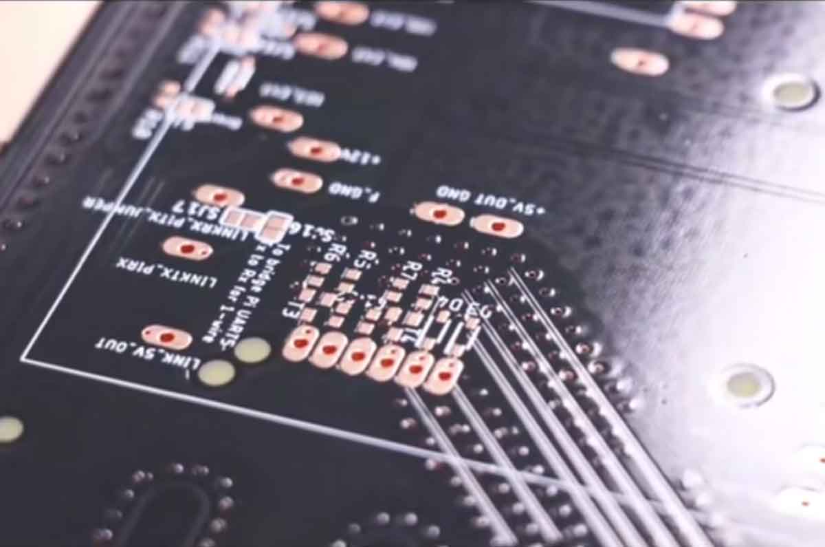 PCB板制造完成后的守护者是谁？PCB板贴膜机选购指南  第1张